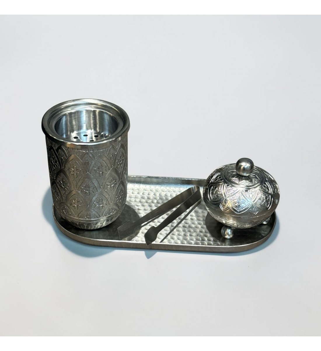 طقم مبخرة وعلبة عود وصينية ستيل فضي بتصميم انيق  