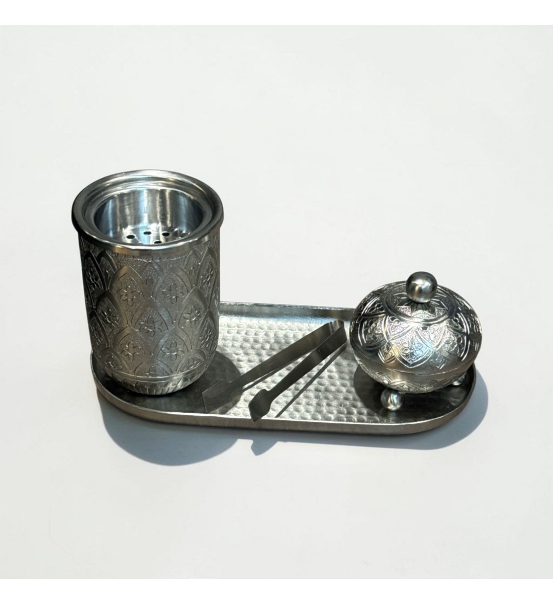 طقم مبخرة وعلبة عود وصينية ستيل فضي بتصميم انيق  