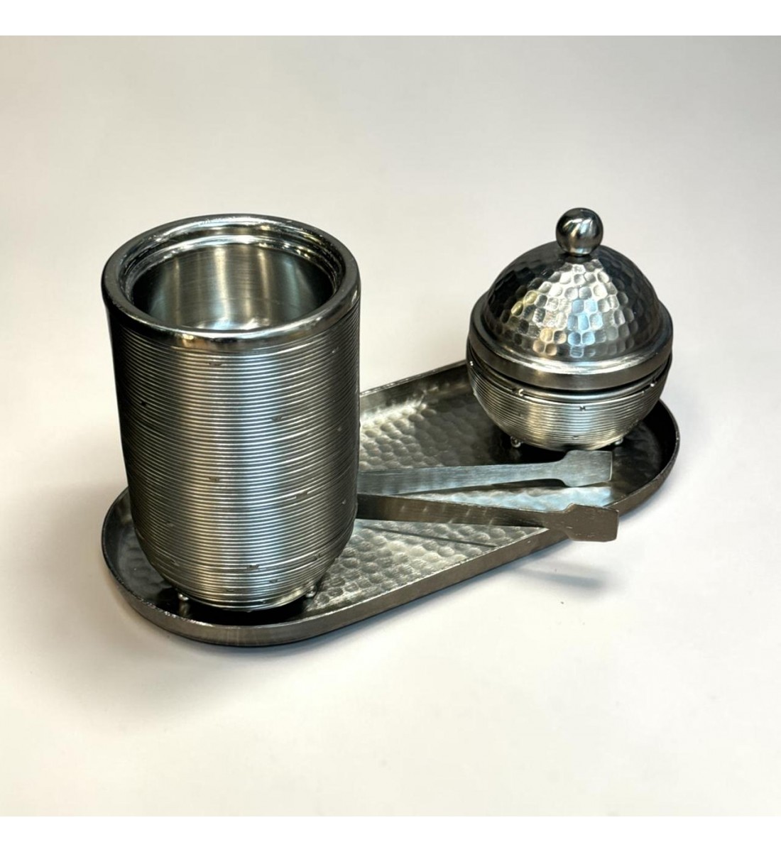 طقم مبخرة وعلبة عود وصينية ستيل فضي بتصميم انيق  