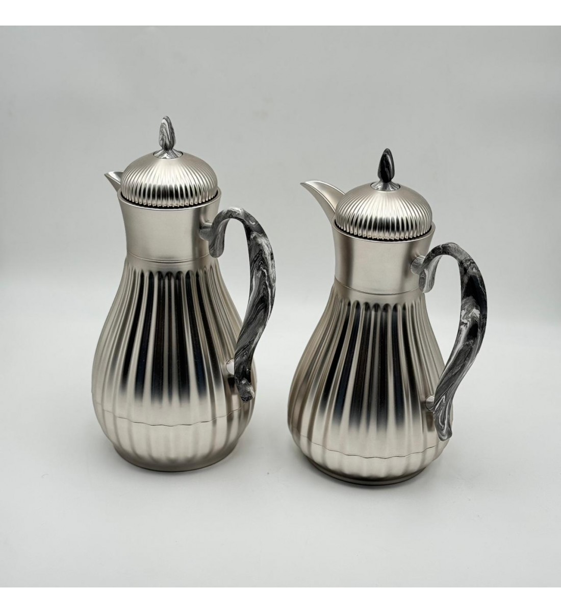 طقم ترمس بتصميم عصري فاخر 2قطع 