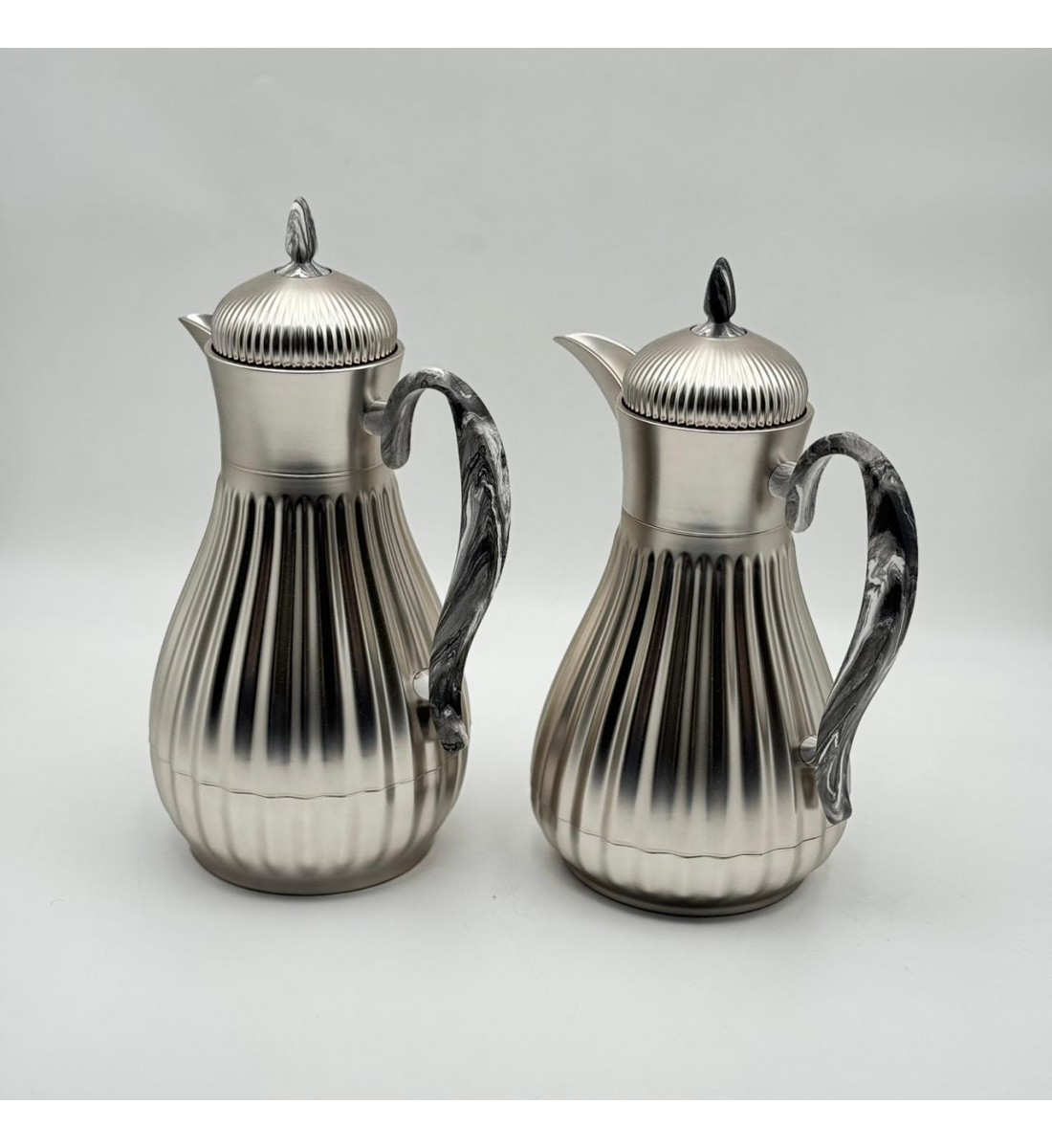 طقم ترمس بتصميم عصري فاخر 2قطع 