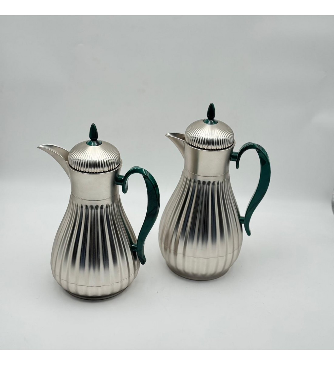 طقم ترمس بتصميم عصري فاخر 2قطع 