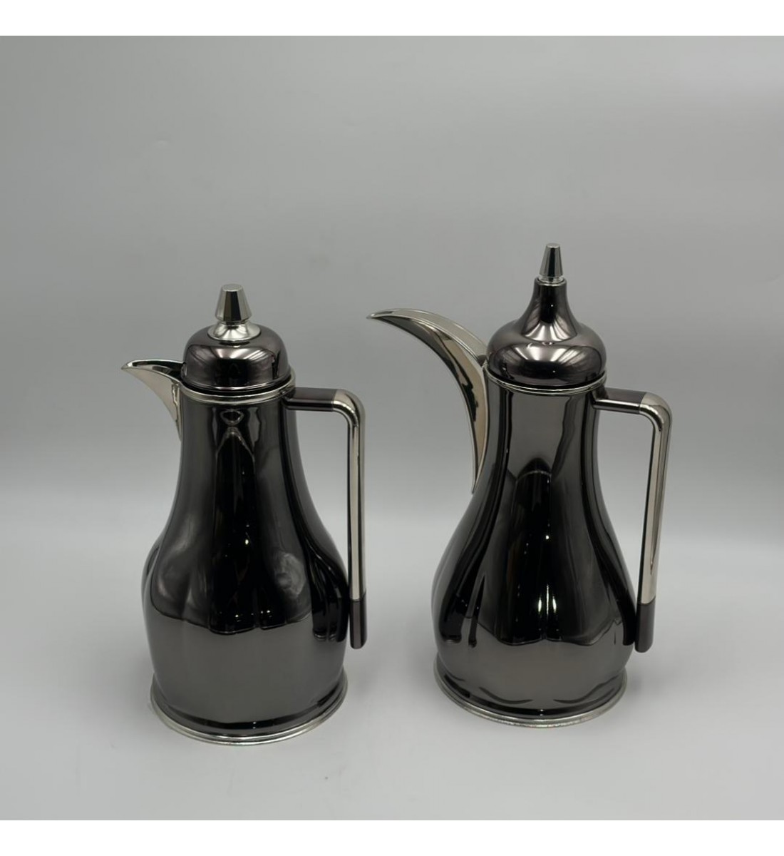 طقم ترمس بتصميم عصري فاخر 2قطع 