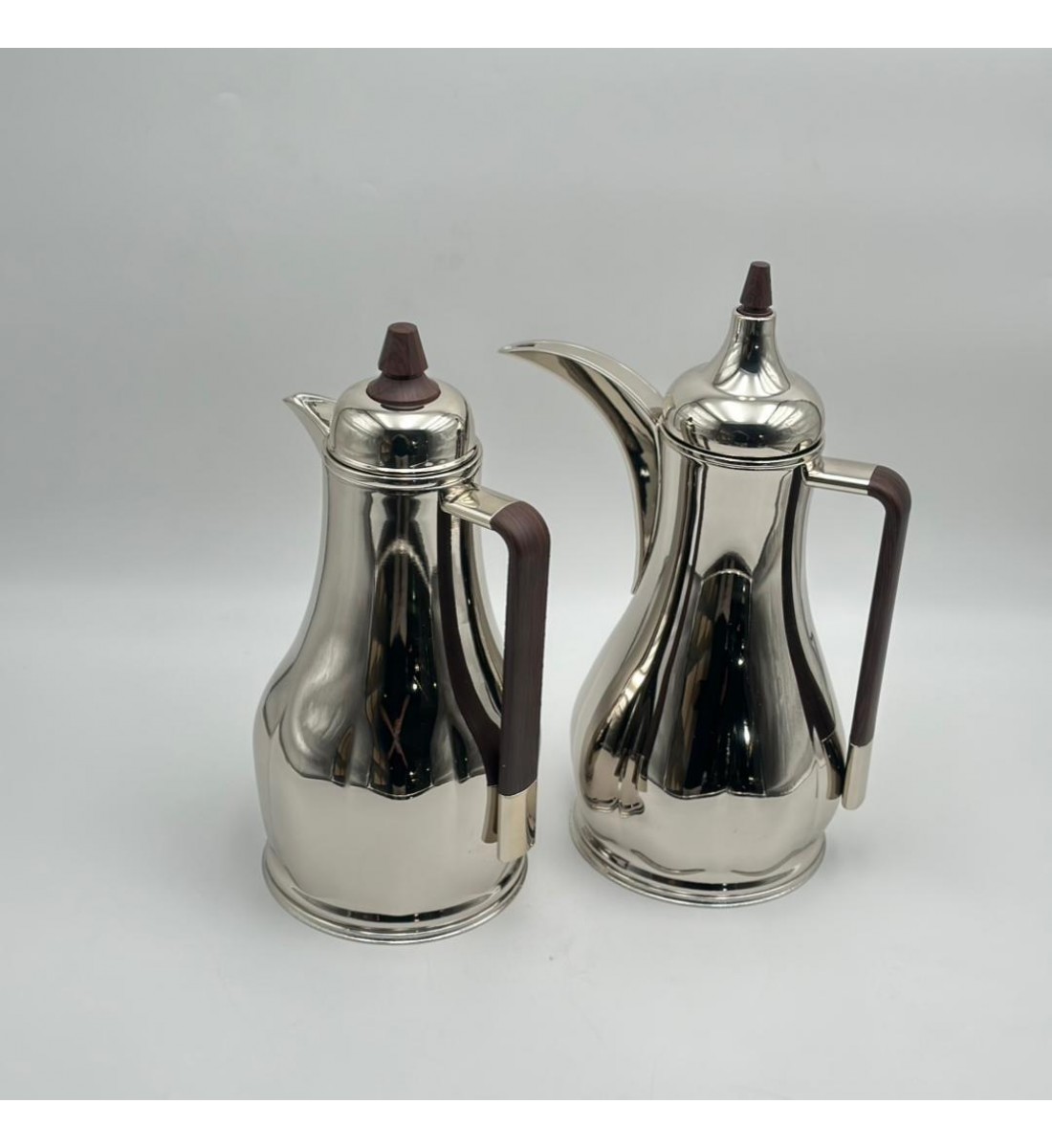 طقم ترمس بتصميم عصري فاخر 2قطع 