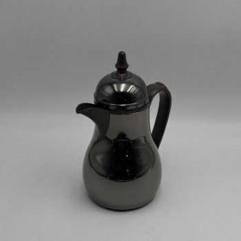 ترمس أنيق بتصميم عصري يجمع بين البساطة والفخامة، مصنوع من هيكل معدني350مل