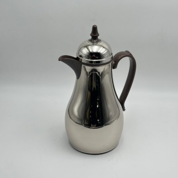 ترمس أنيق بتصميم عصري يجمع بين البساطة والفخامة، مصنوع من هيكل معدني1لتر 