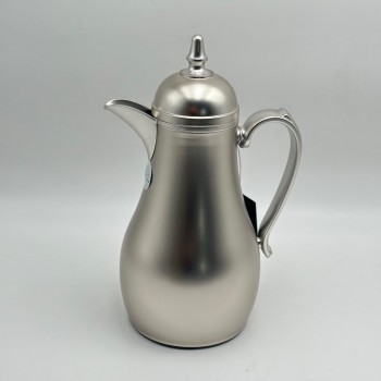 ترمس أنيق بتصميم عصري يجمع بين البساطة والفخامة، مصنوع من هيكل معدني1لتر 