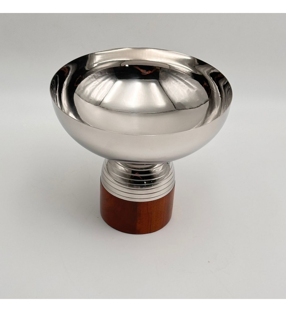 صحن تقديم معدنية فاخرة – تصميم أنيق وعصري20×20×18سم 