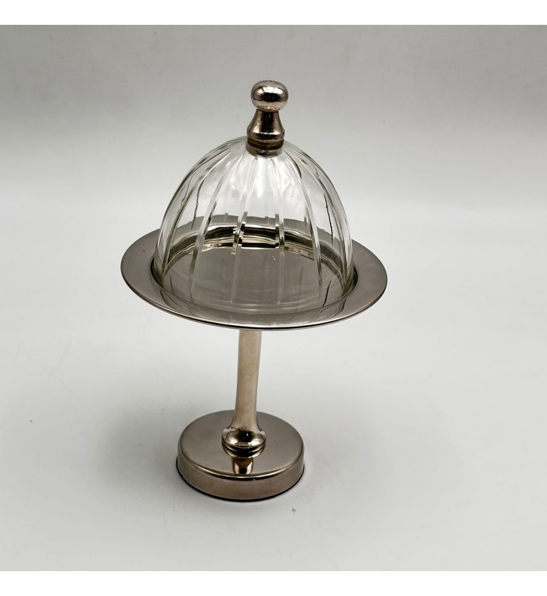 صحن تقديم معدنية فاخرة – تصميم أنيق وعصري13×13×11سم