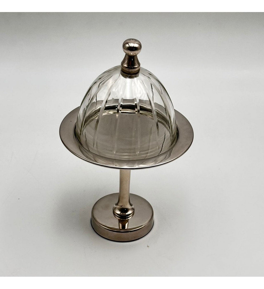 صحن تقديم معدنية فاخرة – تصميم أنيق وعصري13×13×11سم