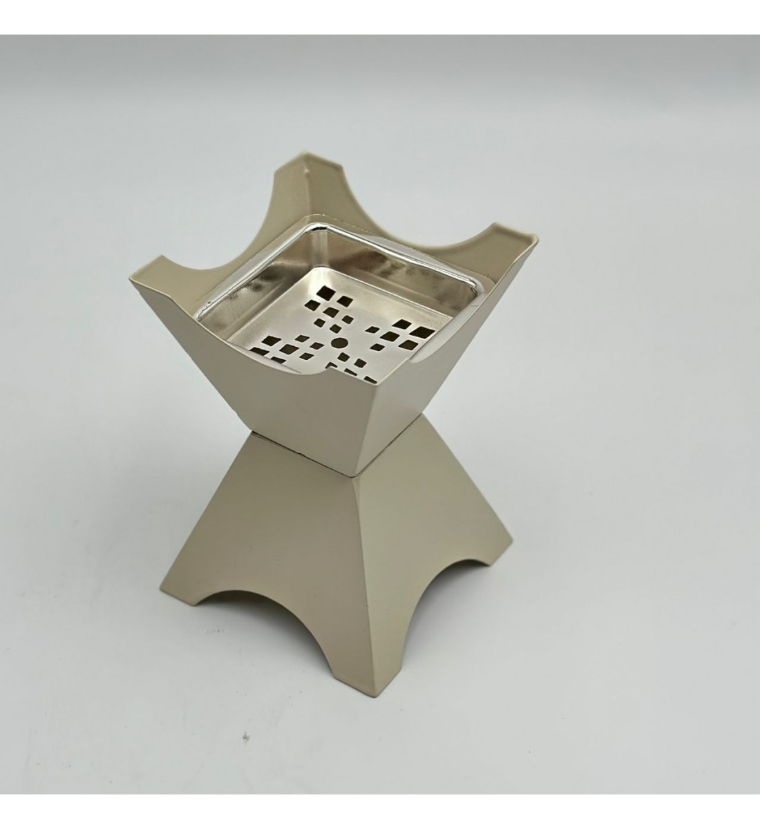 مبخرة بتصميم أنيق وعصري تضيف لمسة فخامة للمجالس والمساحات الداخلية 8×8×12سم 