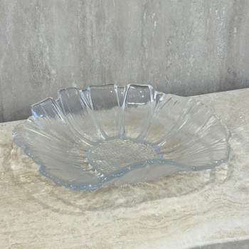 صحن التقديم الزجاجي مصمم لتقديم الطعام بشكل أنيق وراقي 28×28×5سم 