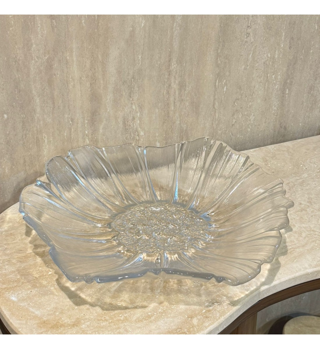 صحن التقديم الزجاجي مصمم لتقديم الطعام بشكل أنيق وراقي 38×38×8سم 