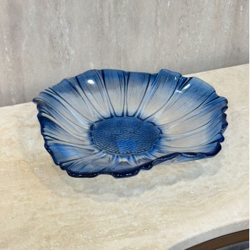 صحن التقديم الزجاجي مصمم لتقديم الطعام بشكل أنيق وراقي 28×28×5سم 