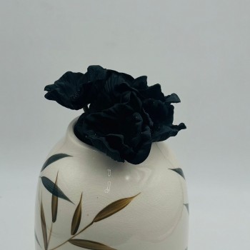 ورد بوبي اسود