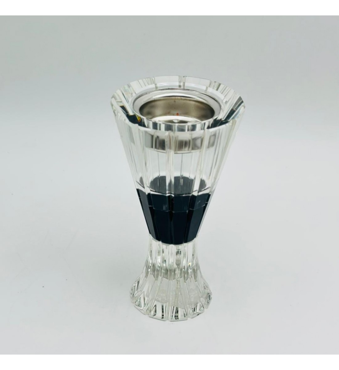 مبخرة بتصميم أنيق وعصري تضيف لمسة فخامة للمجالس والمساحات الداخلية 19×10×10سم 