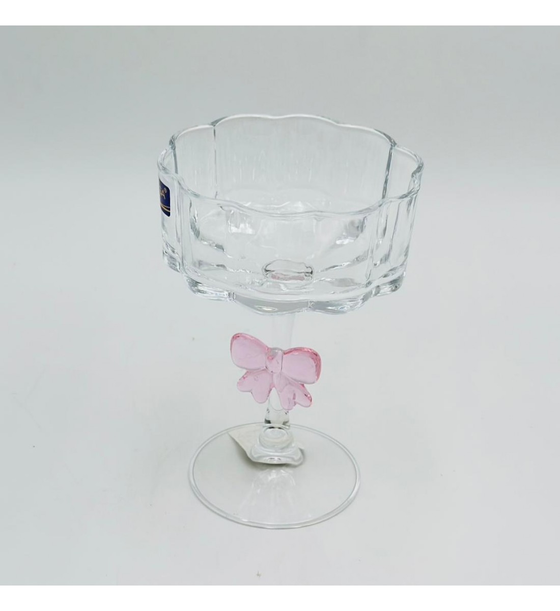 كوب بوردة بفيونكة وردي 