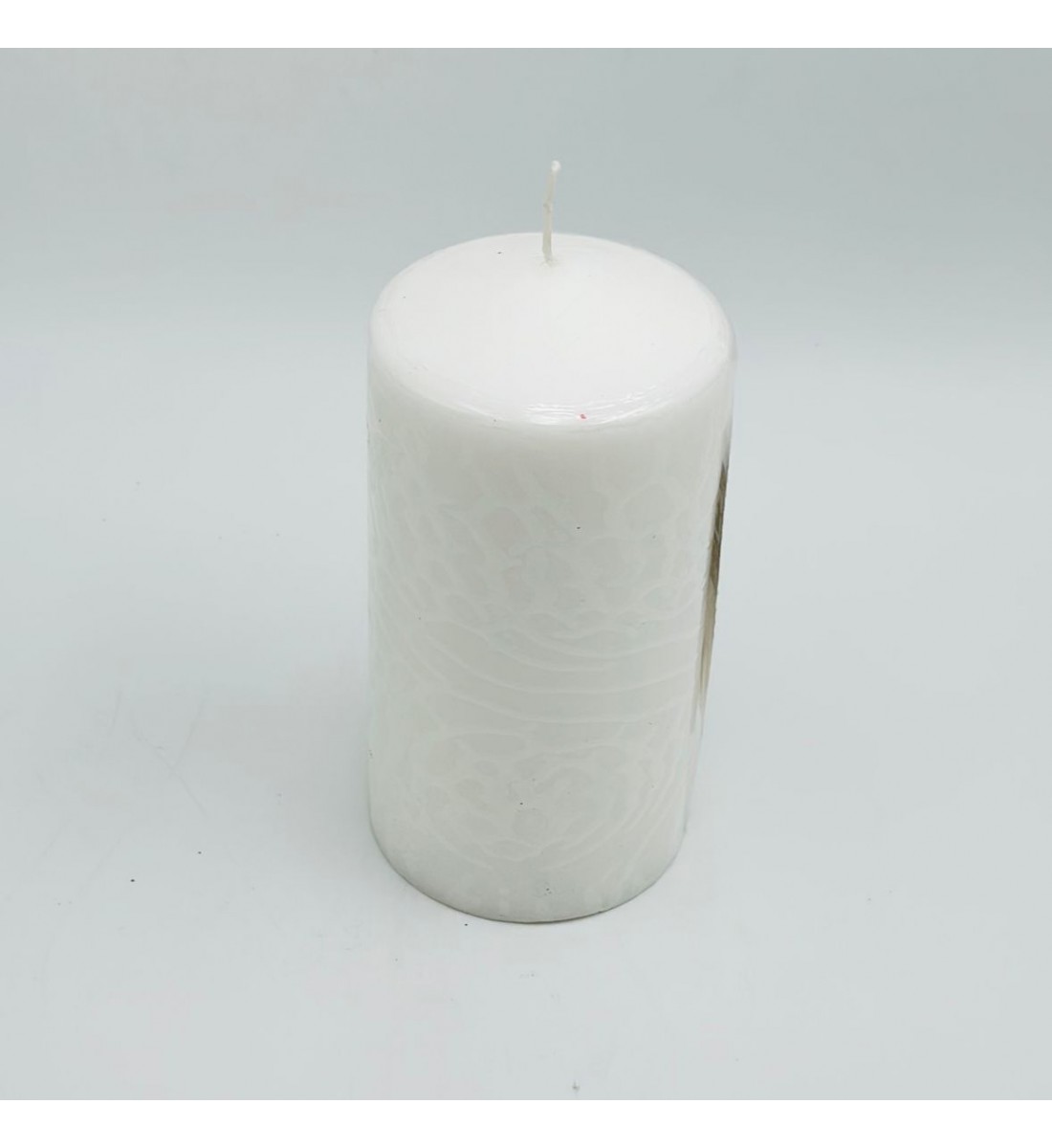 شمع غير معطّرة ابيض عريض