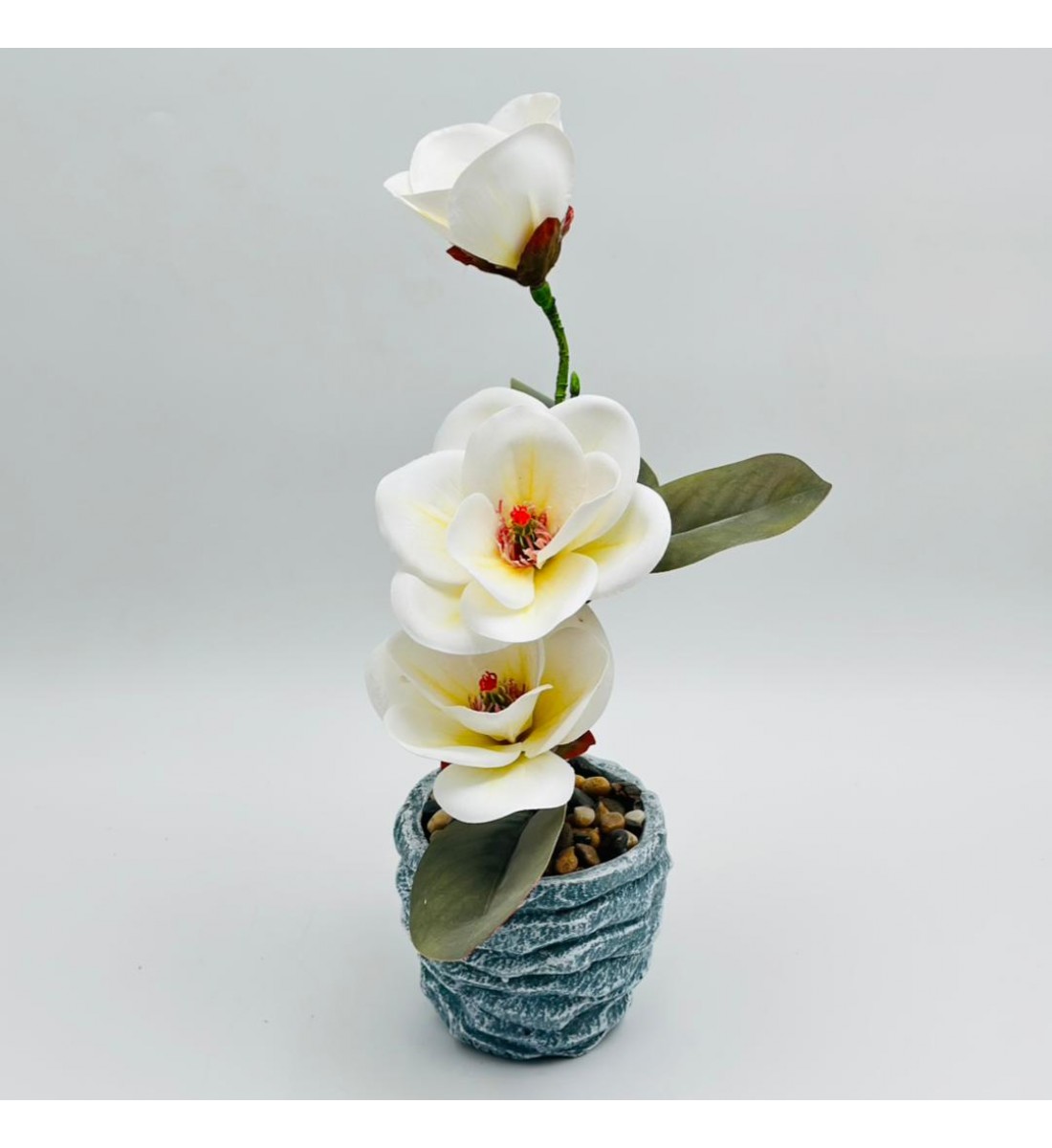 نبات اصطناعي في مزهرية سيراميك باللون الأبيض40سم 