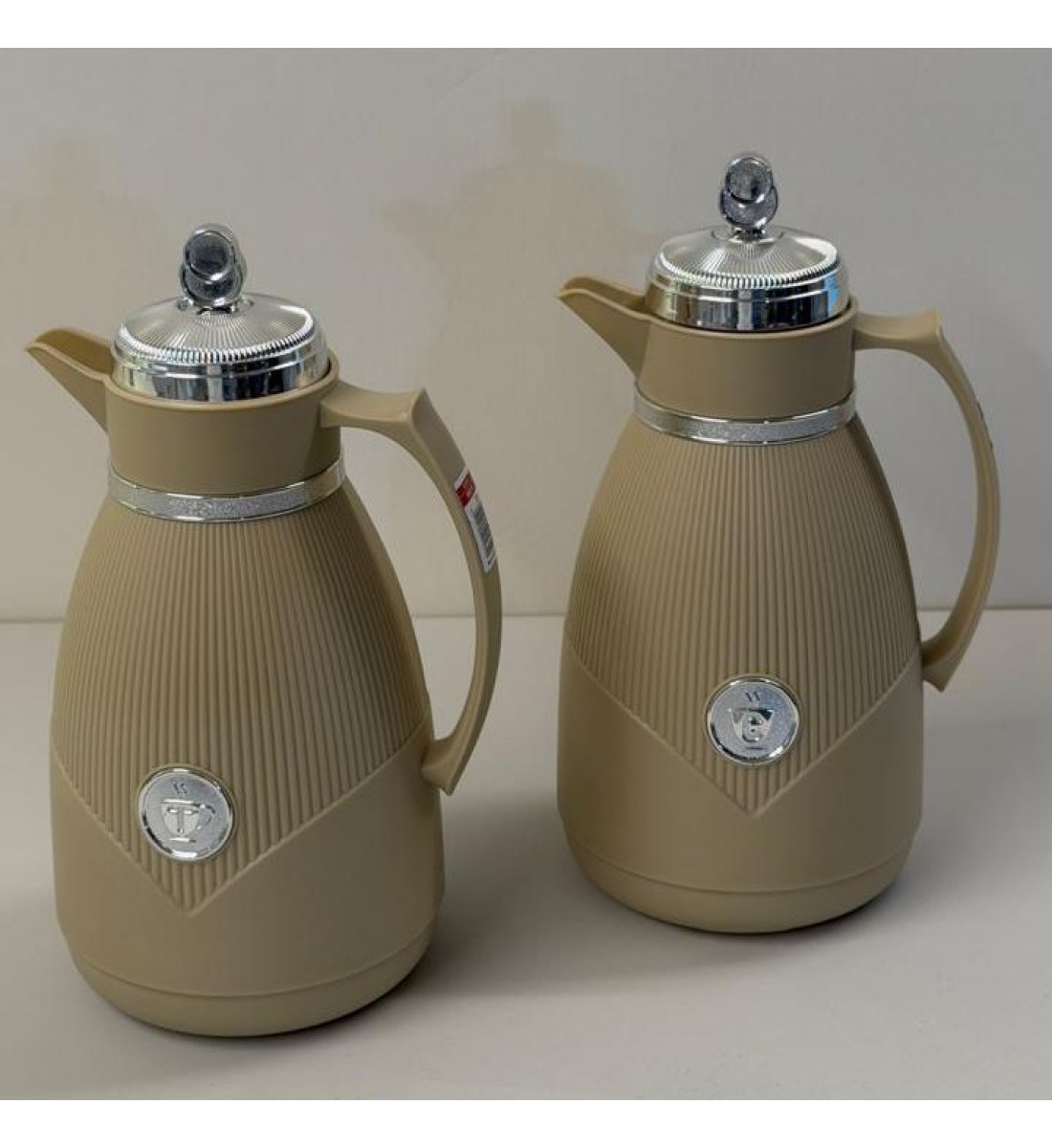 طقم ترمس بتصميم عصري فاخر 2قطع 