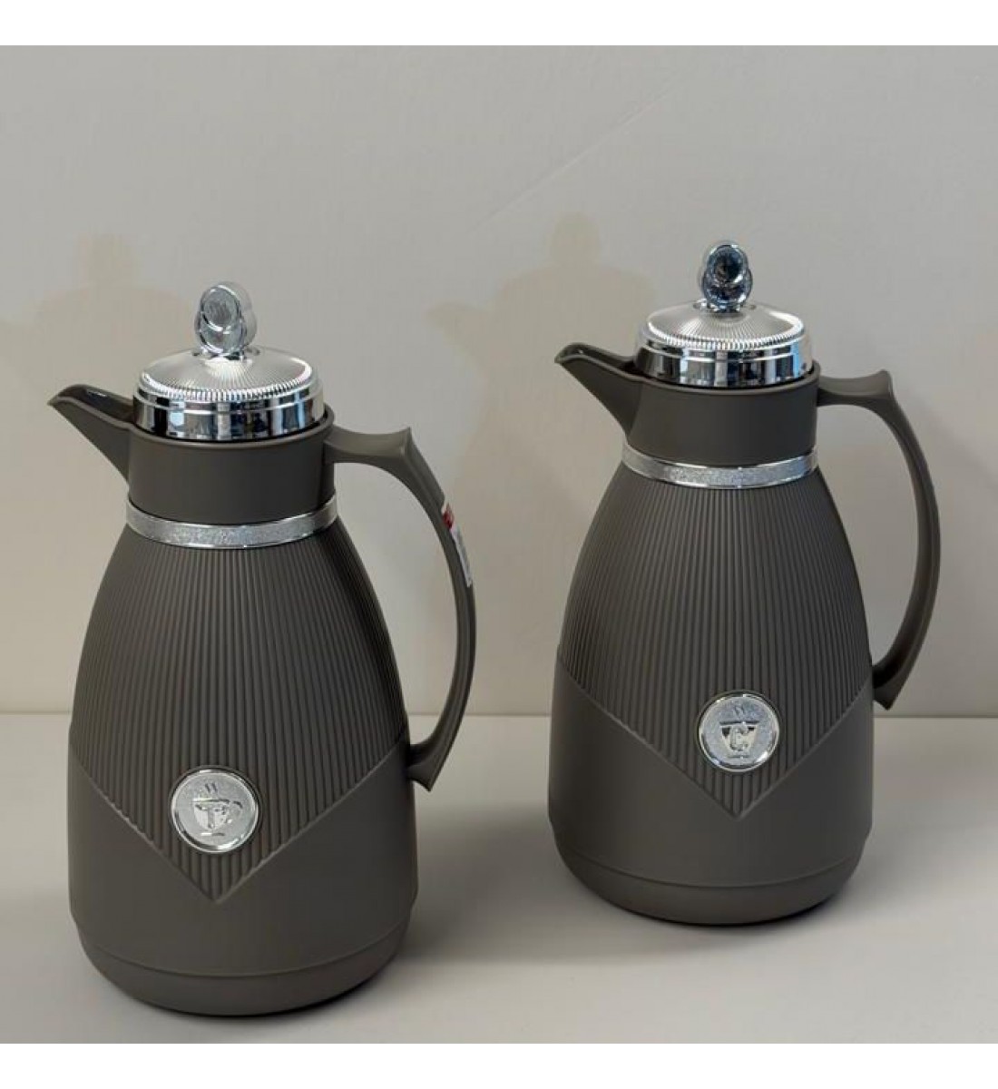 طقم ترمس بتصميم عصري فاخر 2قطع 