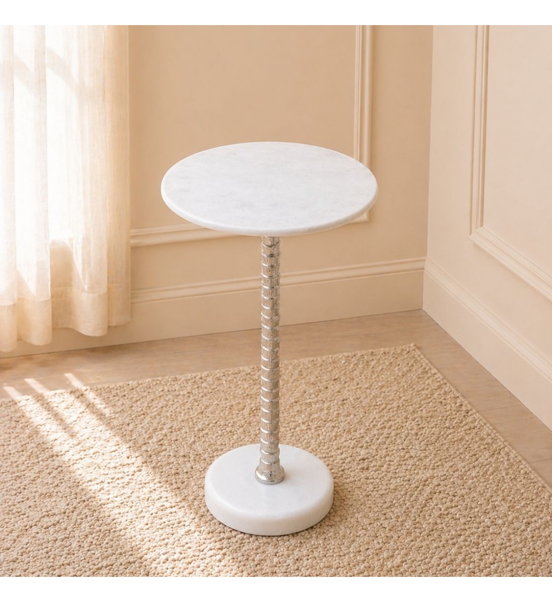 طاولة جانبية فورنيتّا بسطح من الرخام الأصلي ابيض عمود عمود فضي ×30×58سم 