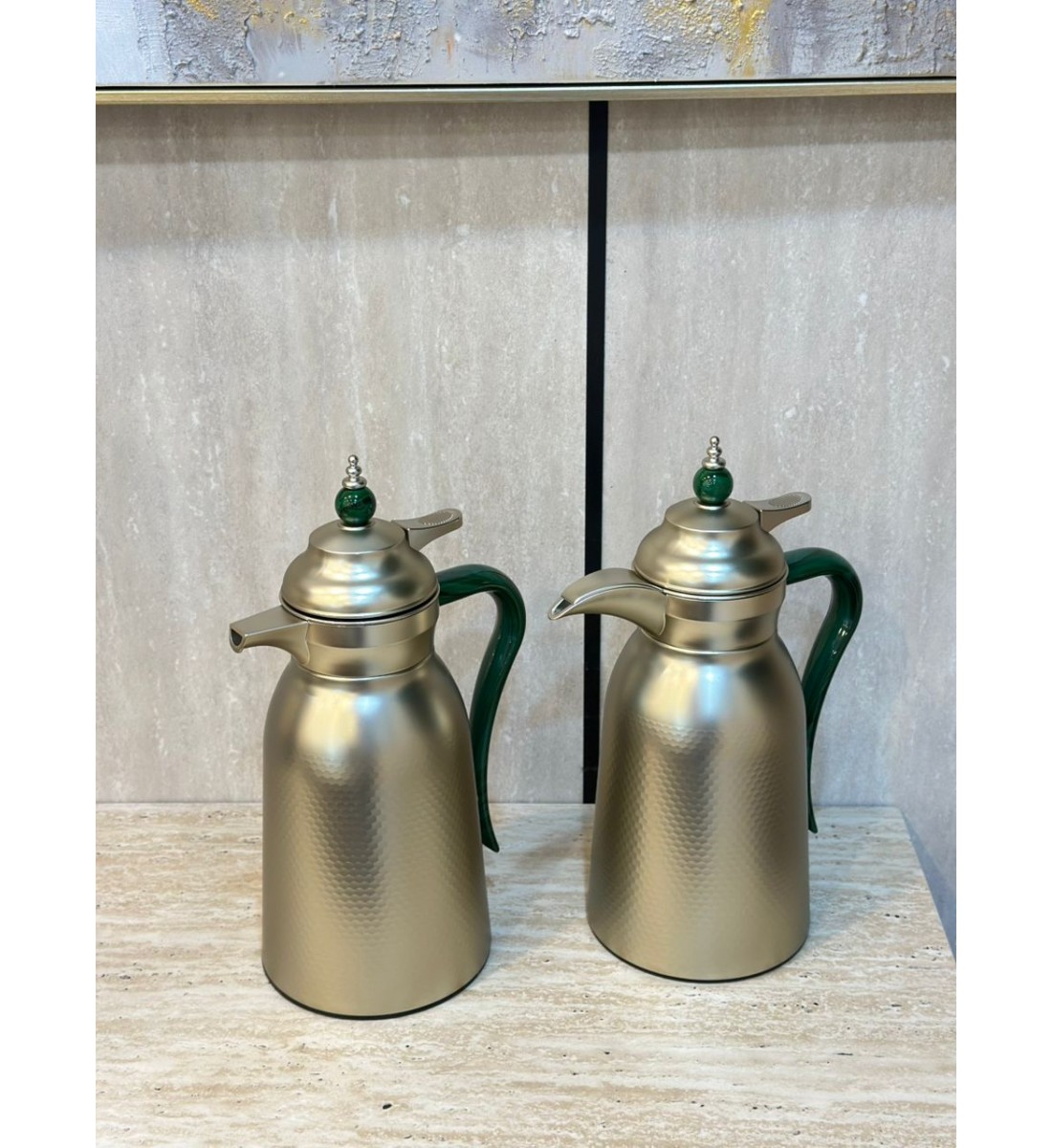 طقم ترمس بتصميم عصري فاخر 2قطع طقم ترمس بتصميم عصري فاخر 2قطع