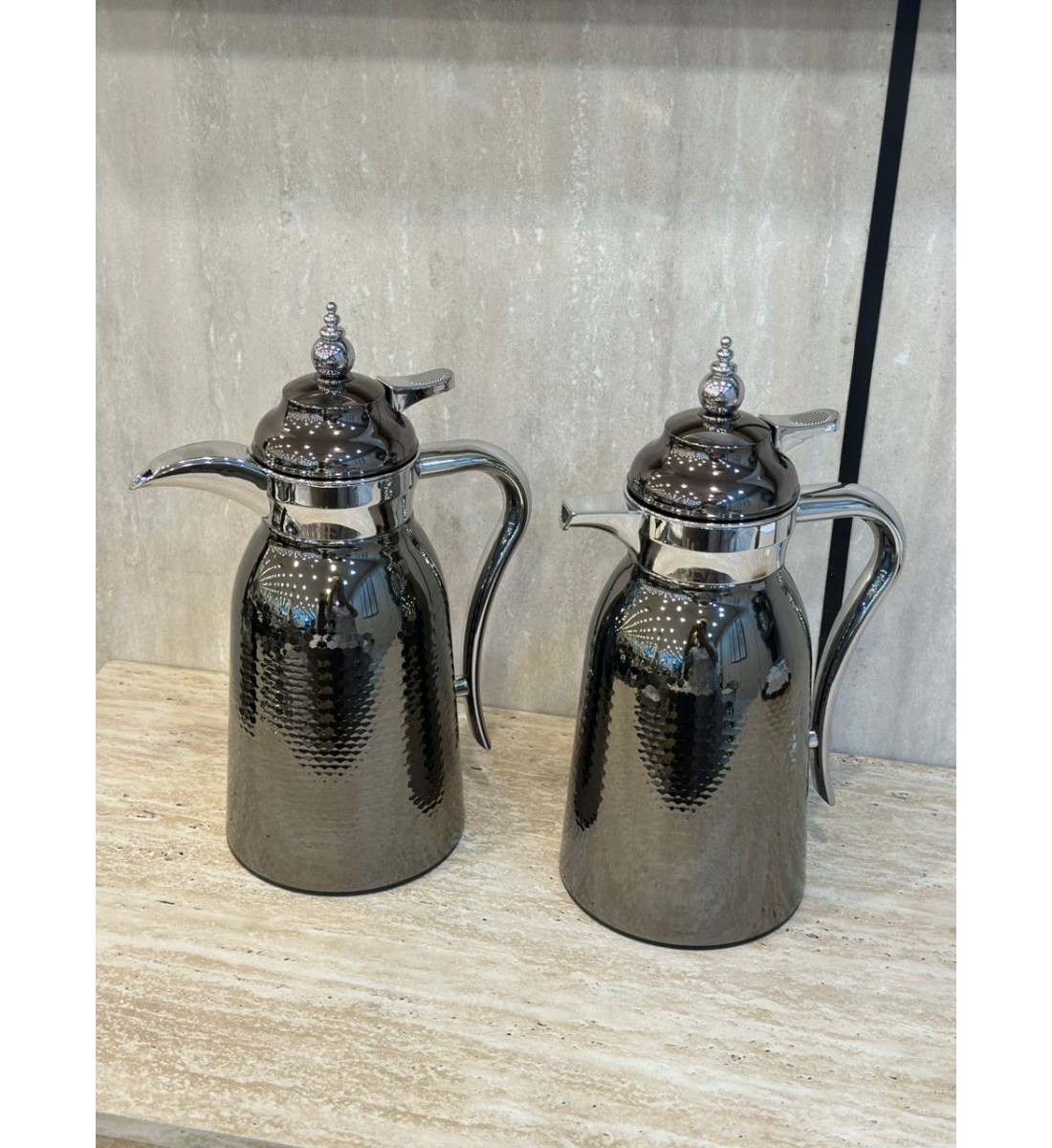 طقم ترمس بتصميم عصري فاخر 2قطع طقم ترمس بتصميم عصري فاخر 2قطع