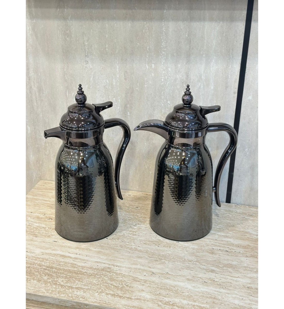 طقم ترمس بتصميم عصري فاخر 2قطع طقم ترمس بتصميم عصري فاخر 2قطع