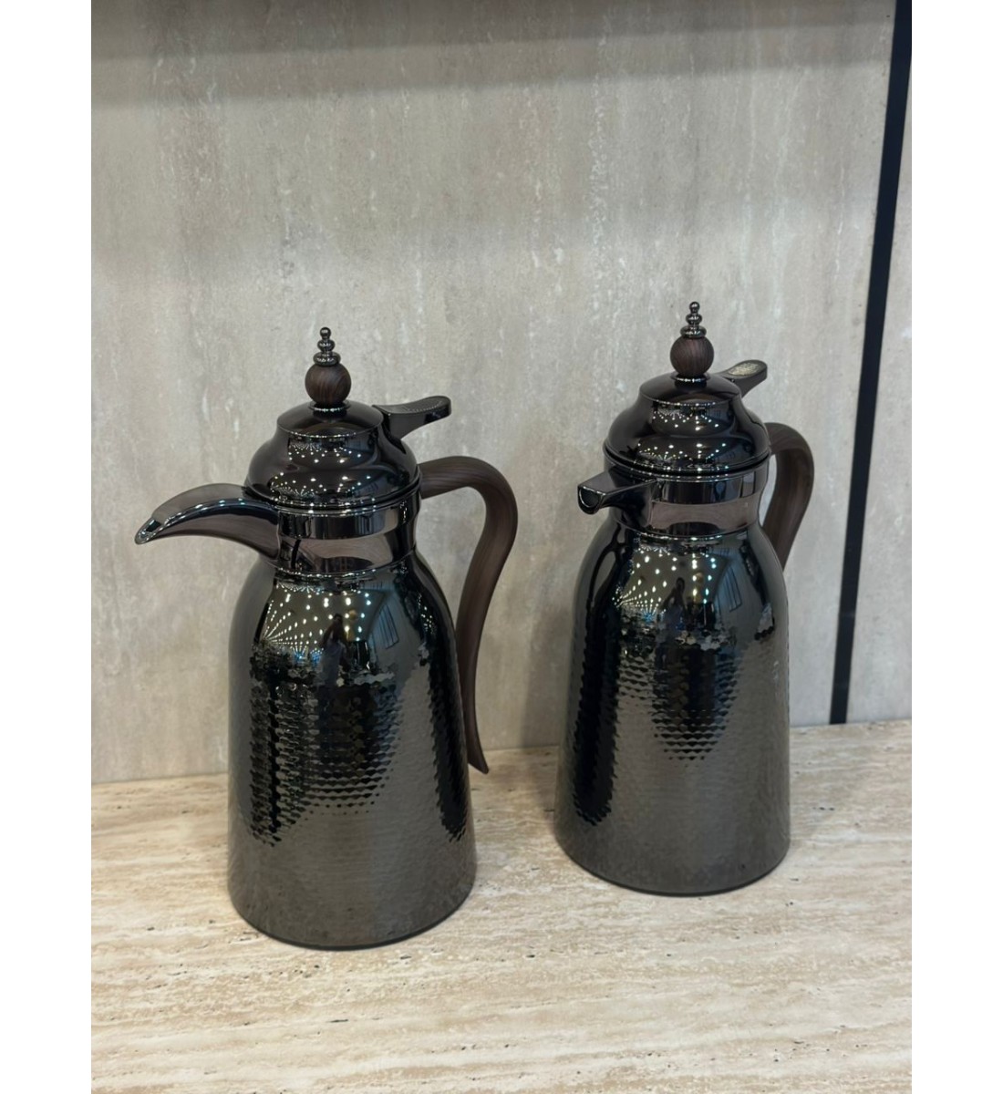 طقم ترمس بتصميم عصري فاخر 2قطع طقم ترمس بتصميم عصري فاخر 2قطع