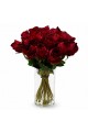 باقة ورد أنيقة بتصميم فاخر، مرتبة داخل مزهرية زجاجية شفافة تمنحها مظهرًا راقيًا وجذابًا.