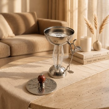 مبخرة معدنية فاخرة بتصميم كلاسيكي أنيق، تأتي بلون شفاف فضي مطفي 26×15×15سم مبخرة معدنية فاخرة بتصميم كلاسيكي أنيق، تأتي بلون شفاف فضي مطفي 26×15×15سم