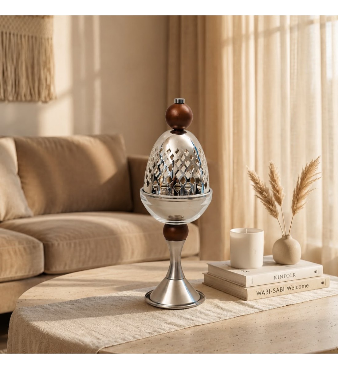 مبخرة معدنية فاخرة بتصميم كلاسيكي أنيق، تأتي بلون شفاف فضي مطفي 11×11×32سم 