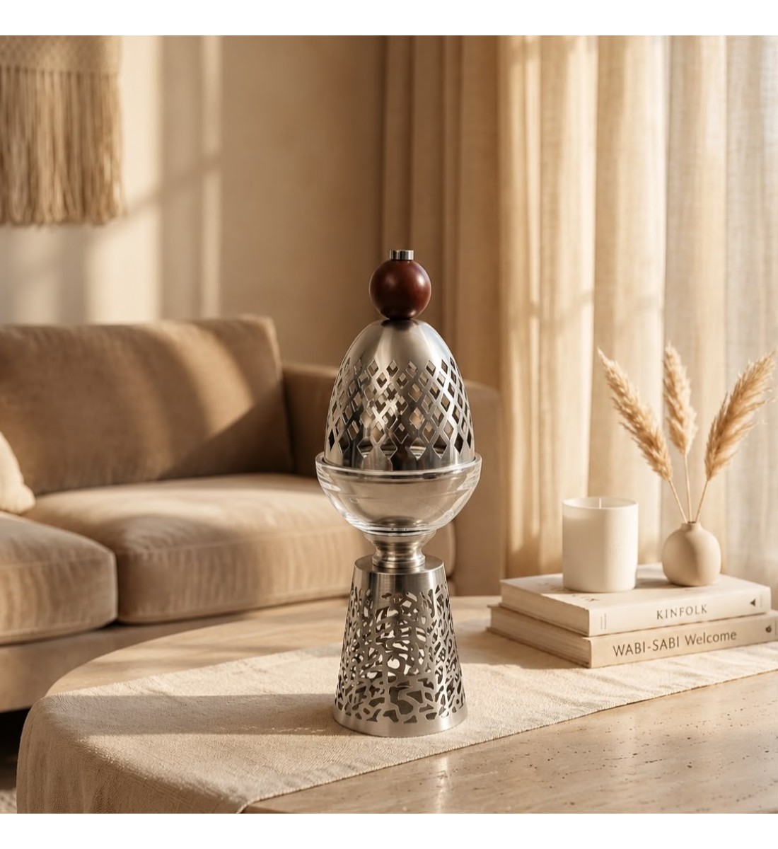 مبخرة معدنية فاخرة بتصميم كلاسيكي أنيق، تأتي بلون شفاف فضي مطفي 11×11×32سم 