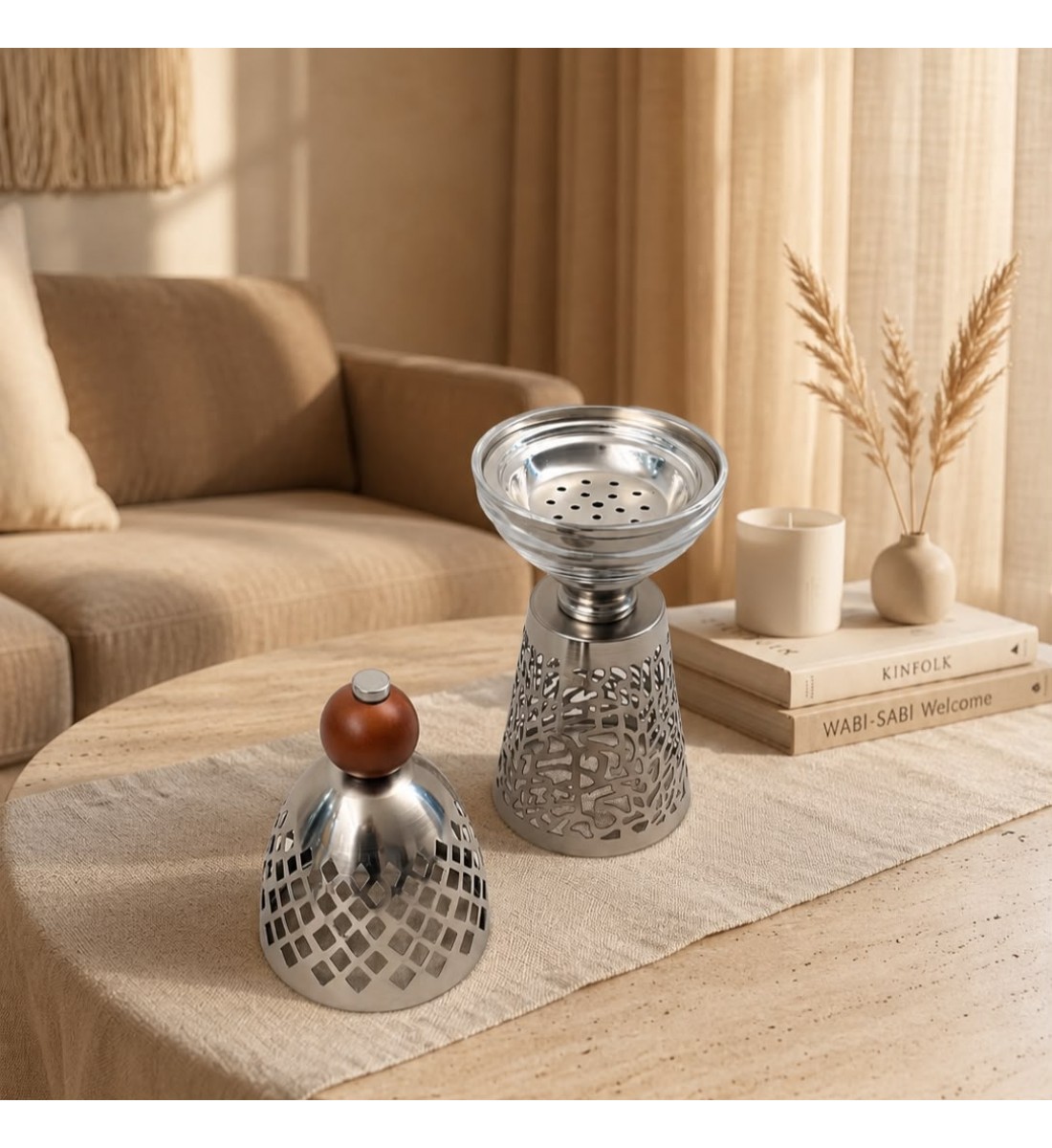 مبخرة معدنية فاخرة بتصميم كلاسيكي أنيق، تأتي بلون شفاف فضي مطفي 11×11×32سم 