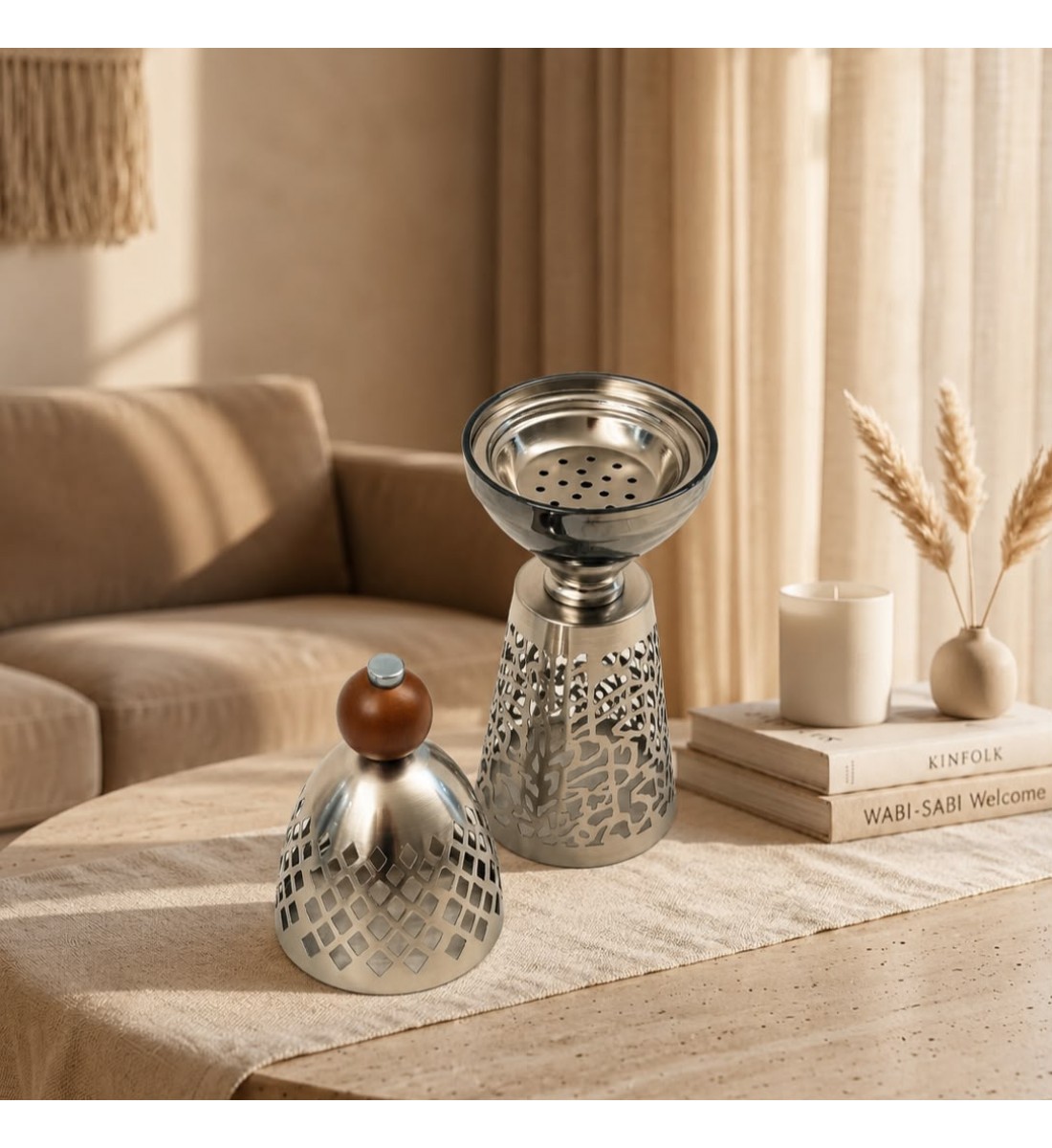 مبخرة معدنية فاخرة بتصميم كلاسيكي أنيق، تأتي بلون اسود فضي مطفي 11×11×32سم 