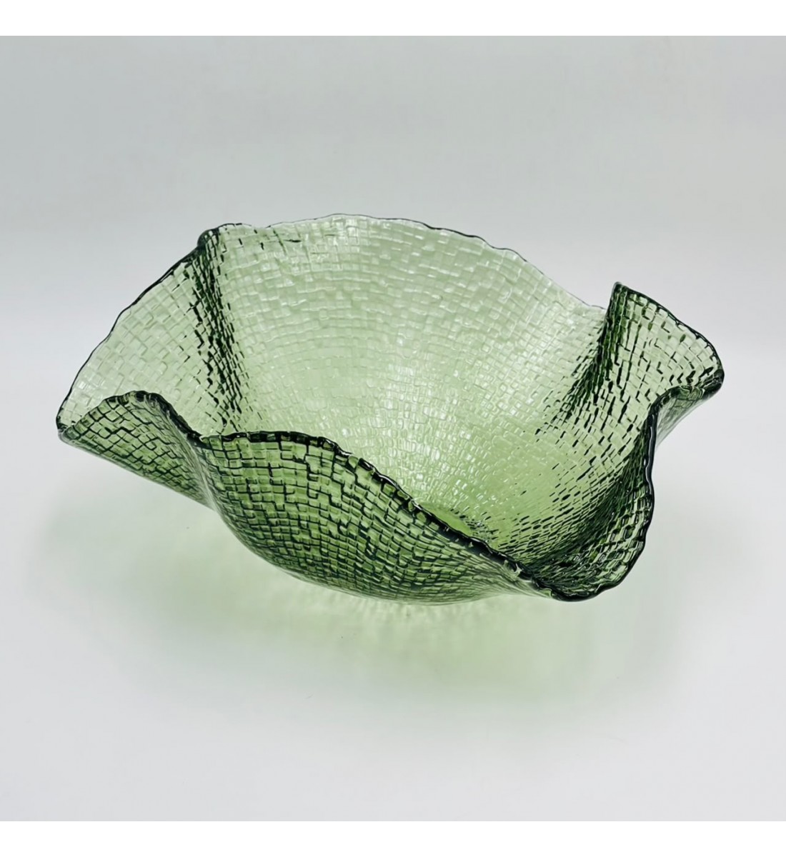 صحن تقديم أنيق بتصميم زجاج يمنح مظهرًا راقيًا وفخمًا 36×36×13سم صحن تقديم أنيق بتصميم زجاج يمنح مظهرًا راقيًا وفخمًا 36×36×13سم