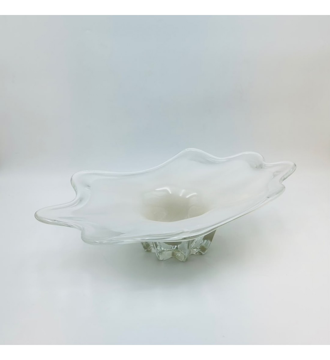 صحن تقديم أنيق بتصميم زجاج يمنح مظهرًا راقيًا وفخمًا 50×30×10سم صحن تقديم أنيق بتصميم زجاج يمنح مظهرًا راقيًا وفخمًا 50×30×10سم