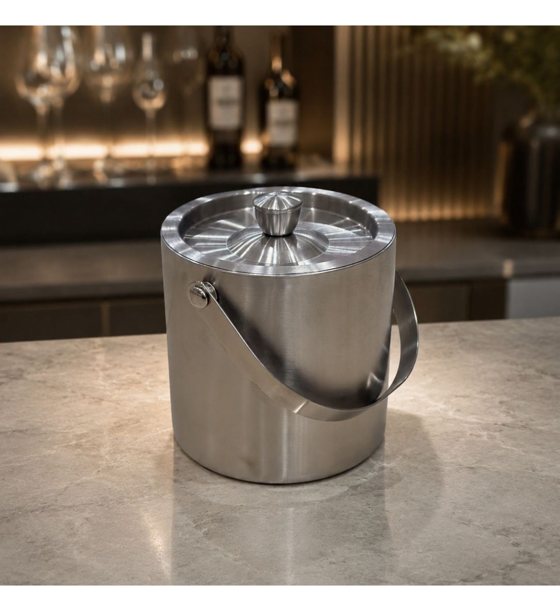 سطل ثلج فاخر بتصميم معدني أنيق1.6لتر سطل ثلج فاخر بتصميم معدني أنيق1.6لتر