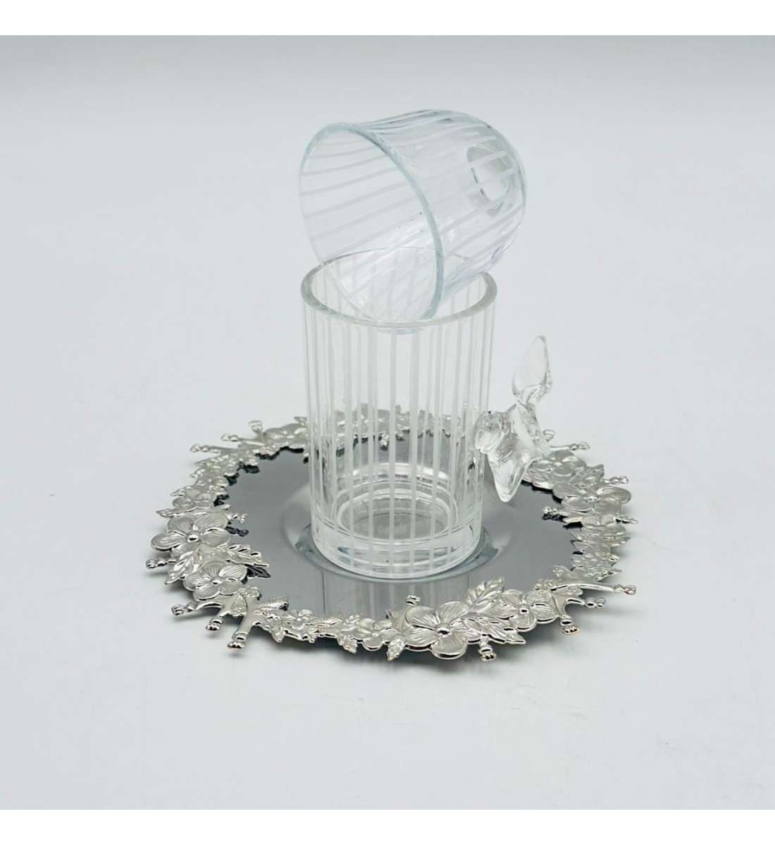 طقم أكواب تقديم أنيق بتصميم فاخر ومميز18قطعه طقم أكواب تقديم أنيق بتصميم فاخر ومميز18قطعه