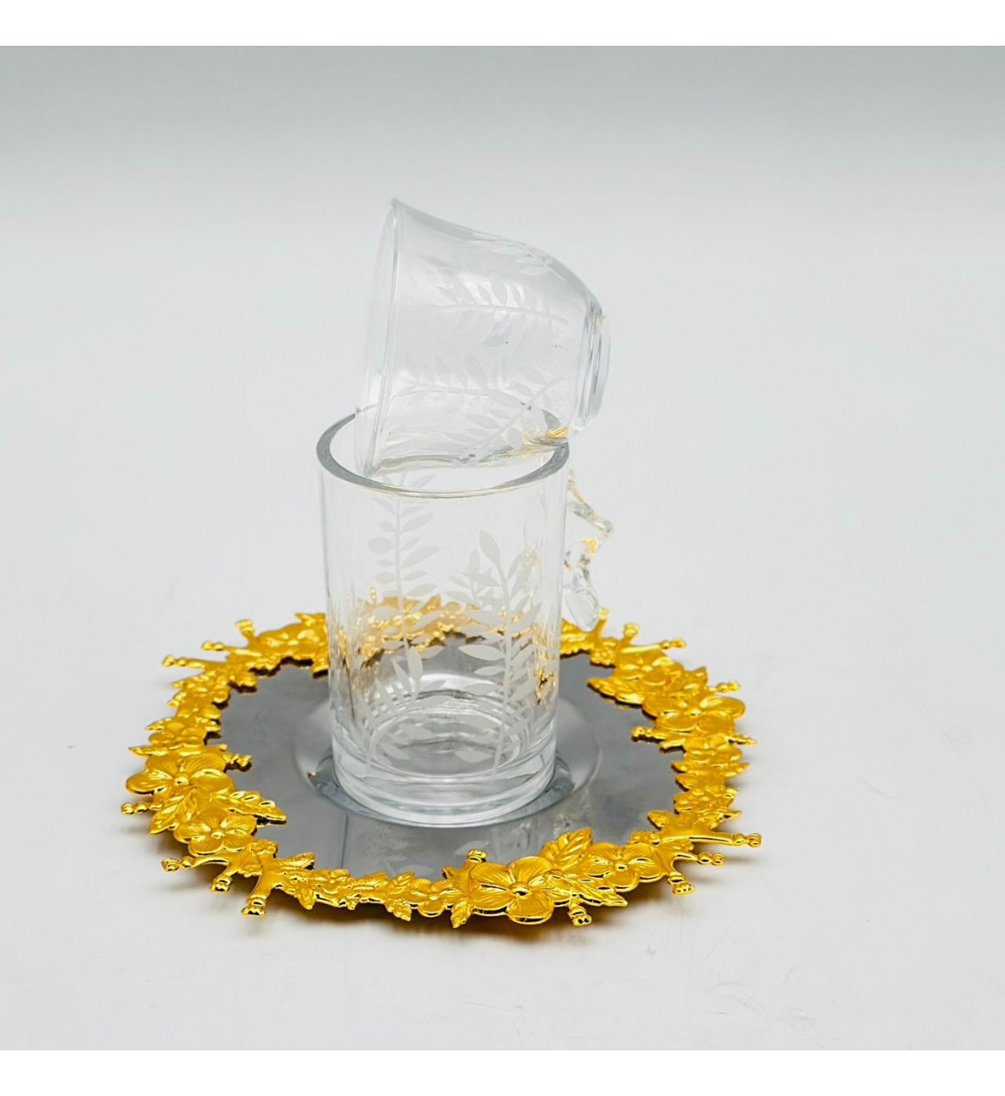 طقم أكواب تقديم أنيق بتصميم فاخر ومميز18قطعه طقم أكواب تقديم أنيق بتصميم فاخر ومميز18قطعه