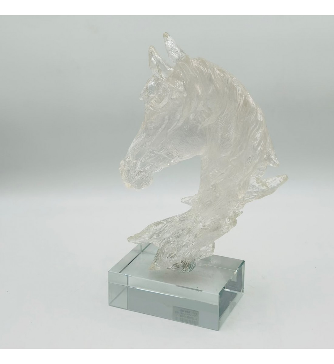 مجسم رأس حصان ديكوري فاخر – تصميم كلاسيكي بلمسة فنية 34×15×10سم مجسم رأس حصان ديكوري فاخر – تصميم كلاسيكي بلمسة فنية 34×15×10سم