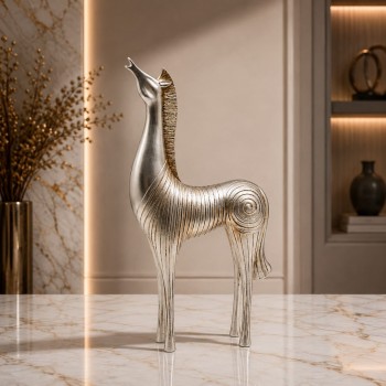 مجسّم حصان ديكوري بتصميم مهيب يجسّد الحصان وهو واقف على قدميه الخلفيتين 40×14×8سم 