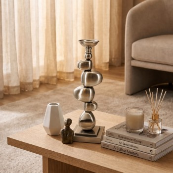 شمعدان فضي تصميم انيق 40×8×8سم
