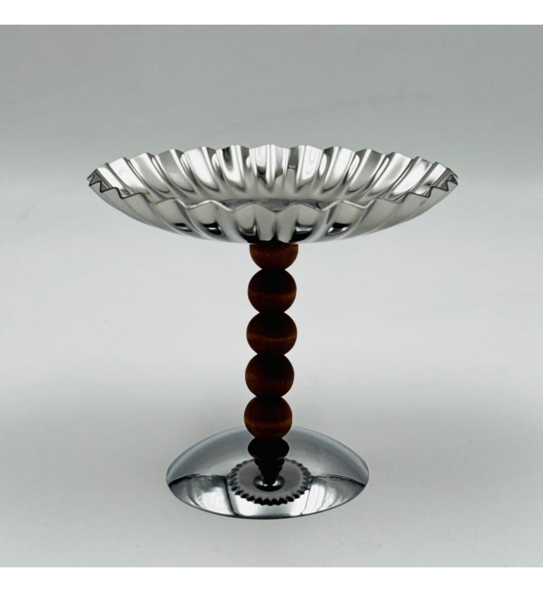 صحن تقديم معدني بتصميم فاخر وعصري12×14×14سم صحن تقديم معدني بتصميم فاخر وعصري12×14×14سم