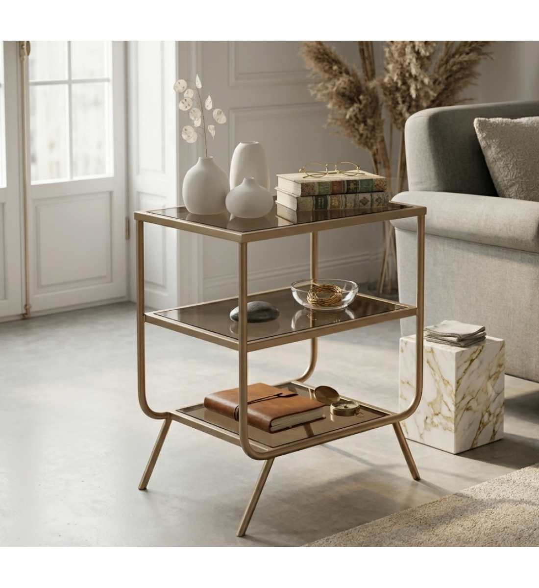 طاولة جانبية او كومودينو  مودرن بتصميم عصري أنيق.
