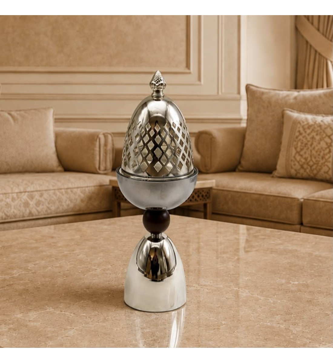 مبخرة ديكورية أنيقة بتصميم فاخر يجمع بين المعدن اللامع والزجاج بلون اسود جذاب34×10×10سم