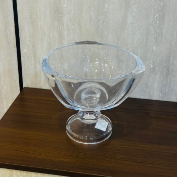 وعاء تقديم زجاجي فاخر بقاعدة مرتفعة 20×24×23سم وعاء تقديم زجاجي فاخر بقاعدة مرتفعة 20×24×23سم