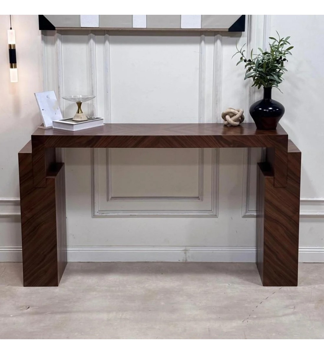طاولة مدخل كونسول مودرن بتصميم هندسي فريد خشب قشر الجوز مقاس 160*40*90 سم (منتج تفصيل ) طاولة مدخل كونسول مودرن بتصميم هندسي فريد خشب قشر الجوز مقاس 160*40*90 سم (منتج تفصيل )