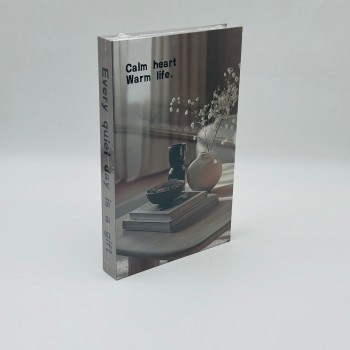 كتاب ديكور أنيق لتزيين الطاولات والرفوف 